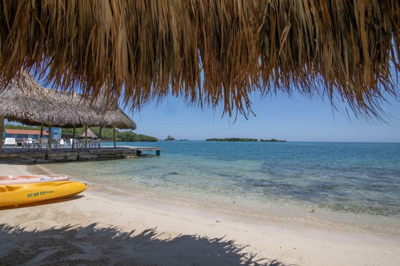 Isla Vicky - Islas Del Rosario Cartagena